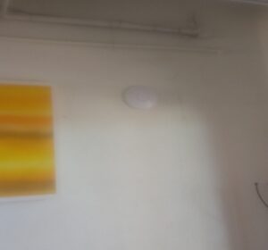 Punto de acceso WiFi instalado en pasillo Hotel Marea La Paz BCS