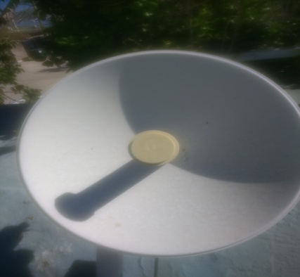 Antena de enlace inalámbrico instalada en Hotel Marea La Paz por SDS Soluciones de Seguridad